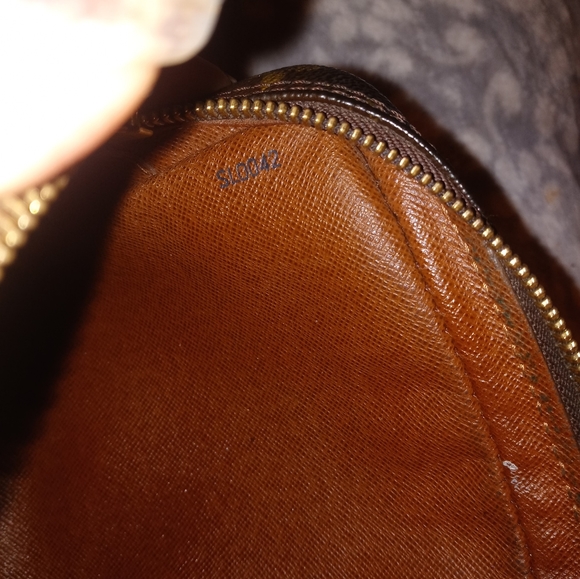 Louis Vuitton Marley Dragonne - Picture 10 of 12